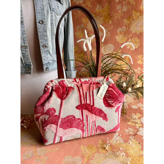 B34LIQ - Lalique Molly: Modern Tapestry Doctor Bag, Metal Snap Frame