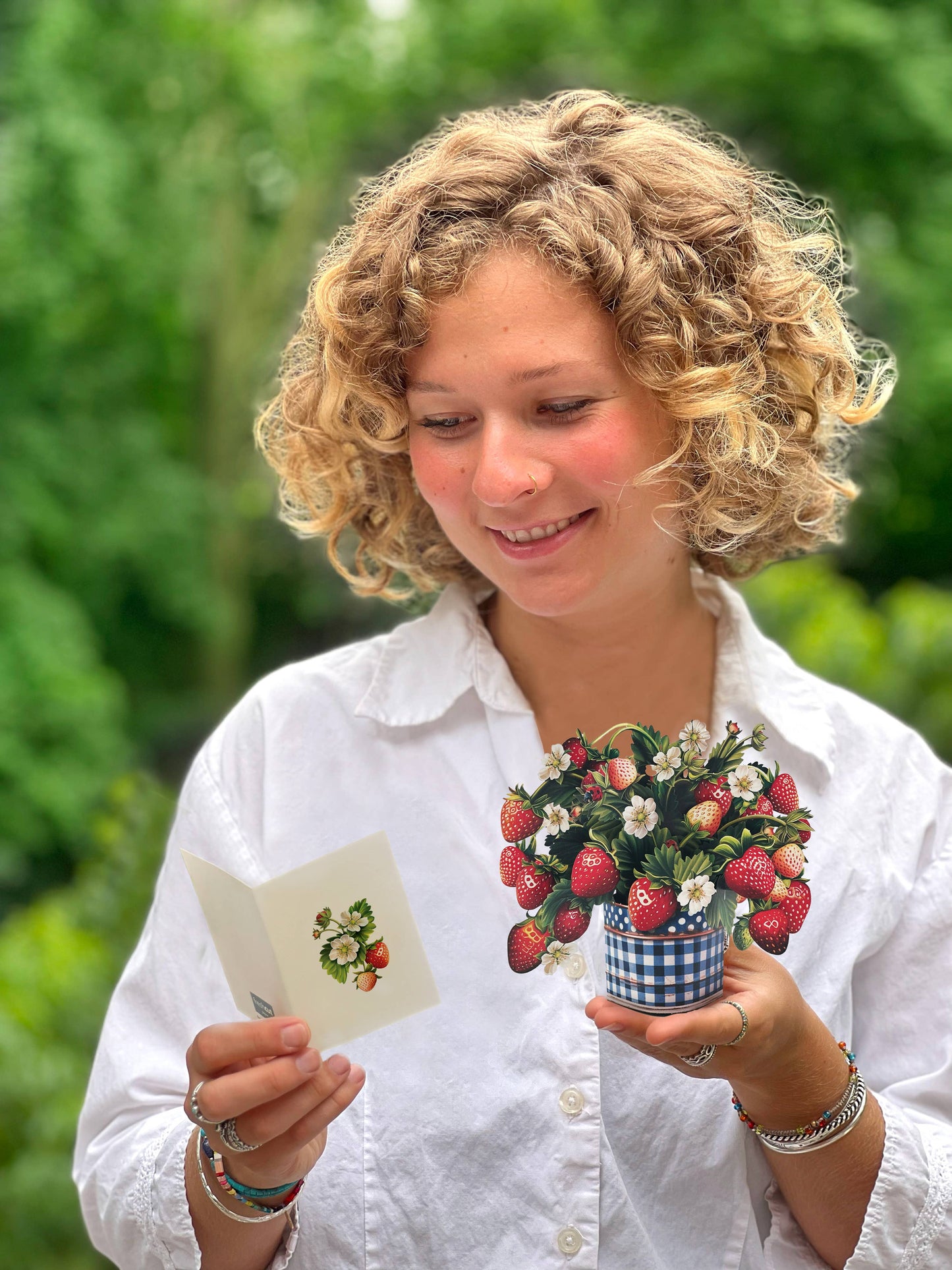 Mini Strawberry Blossom (10 Mini Pop-up Greeting Cards)