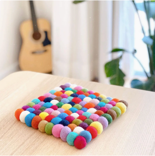 Felt Rainbow Square Ball Pot Trive