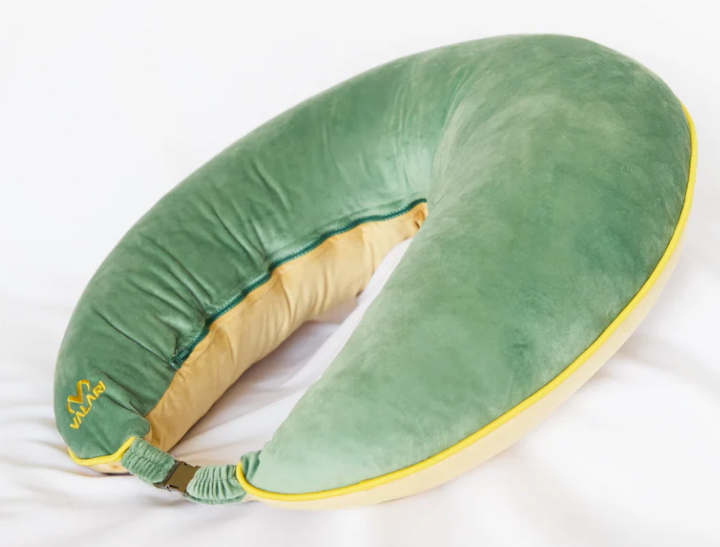 Valari Pillow