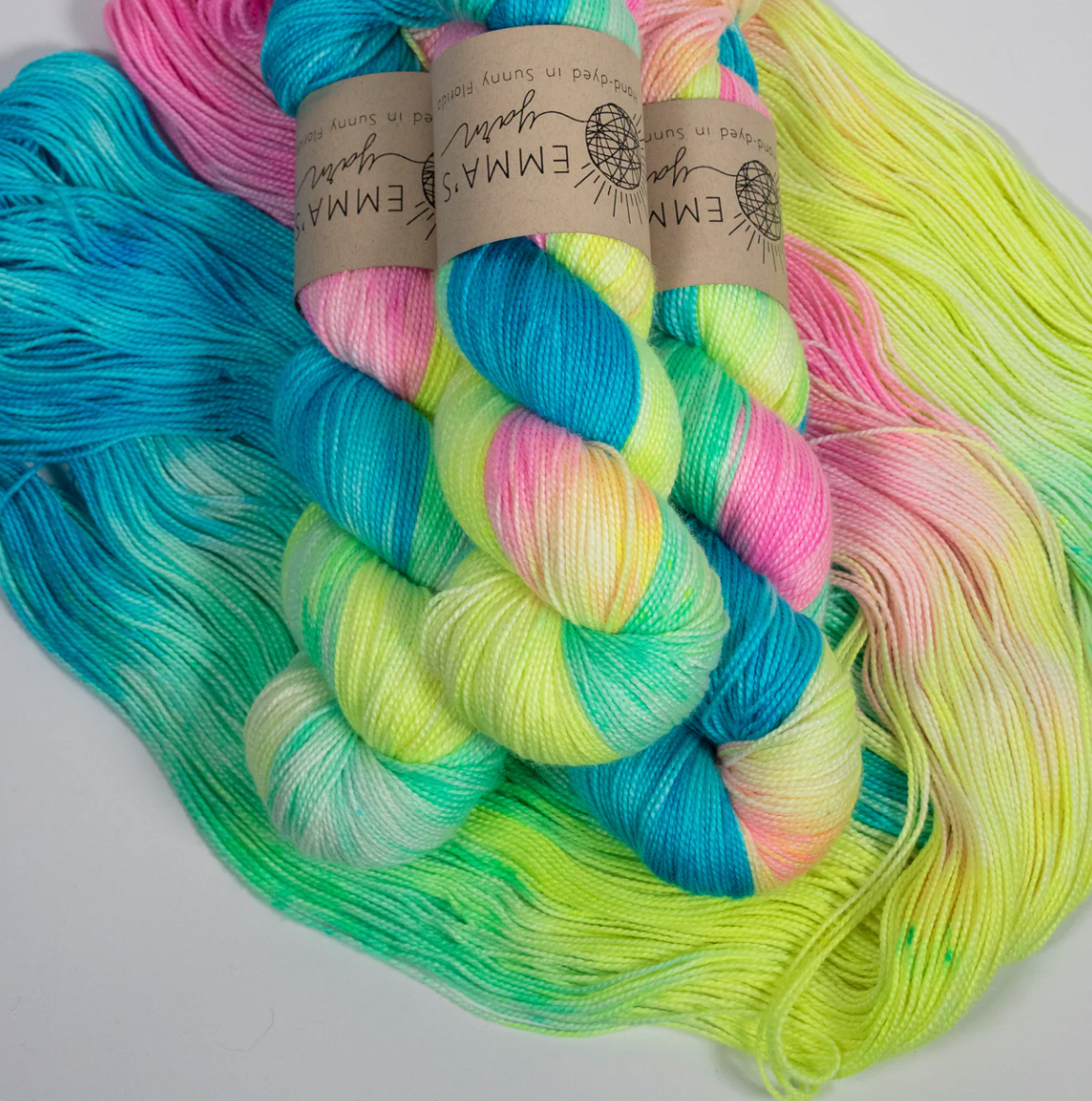 Emma's Yarn - Simply Spectacular DK